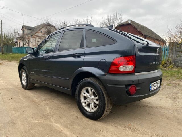 Сірий Cанг Йонг Actyon, об'ємом двигуна 2.3 л та пробігом 243 тис. км за 4500 $, фото 1 на Automoto.ua