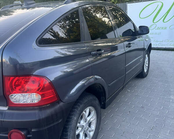 Сірий Cанг Йонг Actyon, об'ємом двигуна 2.3 л та пробігом 230 тис. км за 4500 $, фото 2 на Automoto.ua