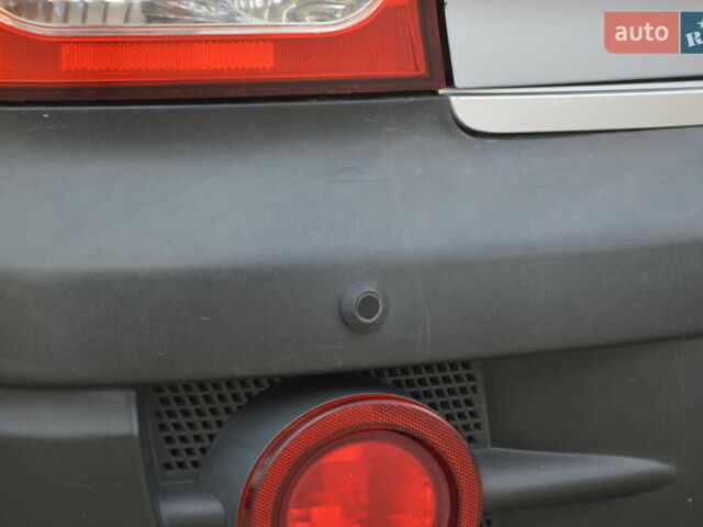 Серый Cанг Йонг Актион, объемом двигателя 2 л и пробегом 127 тыс. км за 5900 $, фото 21 на Automoto.ua