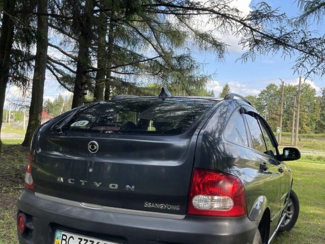 Серый Cанг Йонг Актион, объемом двигателя 2 л и пробегом 160 тыс. км за 7000 $, фото 4 на Automoto.ua