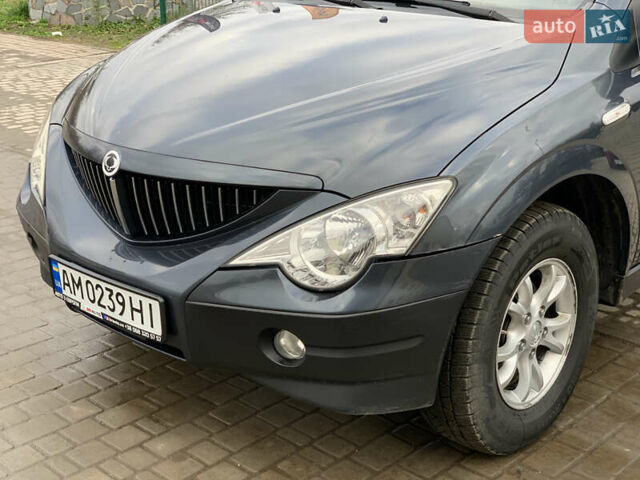 Серый Cанг Йонг Актион, объемом двигателя 2.3 л и пробегом 244 тыс. км за 4755 $, фото 8 на Automoto.ua