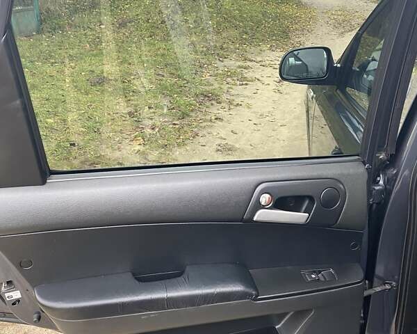 Серый Cанг Йонг Актион, объемом двигателя 2.3 л и пробегом 243 тыс. км за 4500 $, фото 10 на Automoto.ua