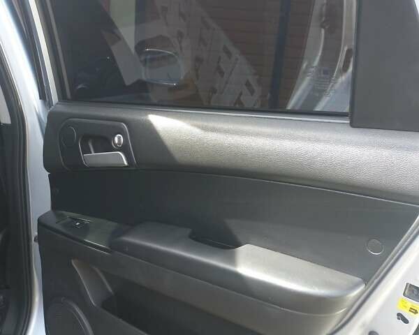 Серый Cанг Йонг Актион, объемом двигателя 2 л и пробегом 287 тыс. км за 6500 $, фото 9 на Automoto.ua