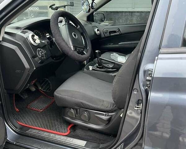 Сірий Cанг Йонг Actyon, об'ємом двигуна 2.3 л та пробігом 225 тис. км за 6700 $, фото 3 на Automoto.ua
