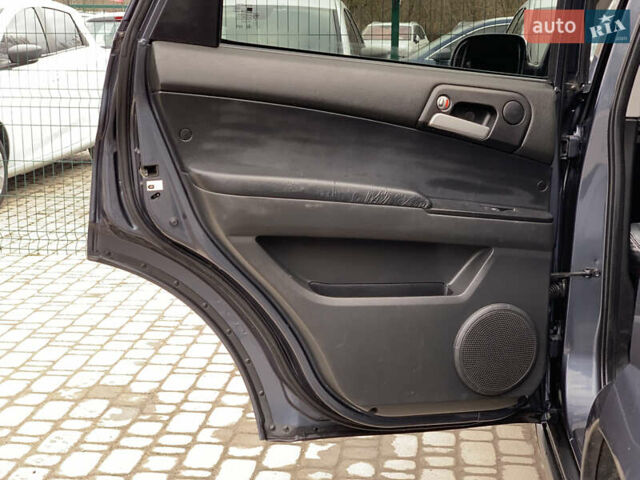 Серый Cанг Йонг Актион, объемом двигателя 2.3 л и пробегом 244 тыс. км за 4755 $, фото 22 на Automoto.ua