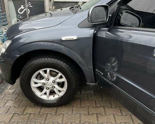 Сірий Cанг Йонг Actyon, об'ємом двигуна 2.3 л та пробігом 225 тис. км за 6700 $, фото 4 на Automoto.ua