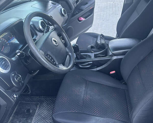 Сірий Cанг Йонг Actyon, об'ємом двигуна 2.3 л та пробігом 230 тис. км за 4500 $, фото 6 на Automoto.ua