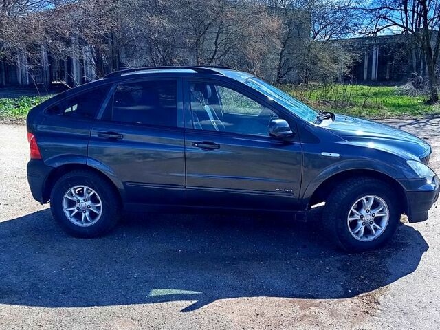 Сірий Cанг Йонг Actyon, об'ємом двигуна 2.3 л та пробігом 0 тис. км за 5900 $, фото 4 на Automoto.ua