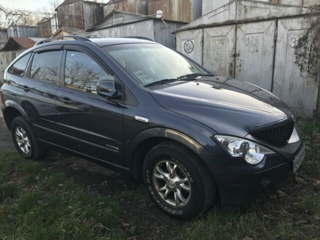 Серый Cанг Йонг Актион, объемом двигателя 2 л и пробегом 220 тыс. км за 6100 $, фото 1 на Automoto.ua