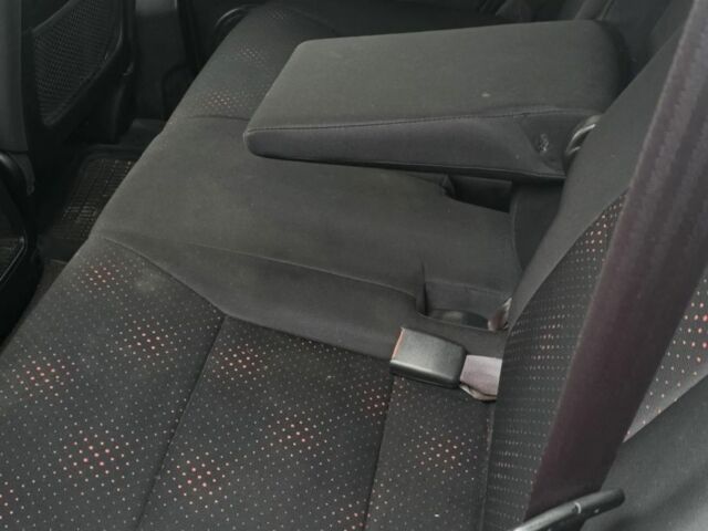 Серый Cанг Йонг Актион, объемом двигателя 2 л и пробегом 108 тыс. км за 5682 $, фото 5 на Automoto.ua