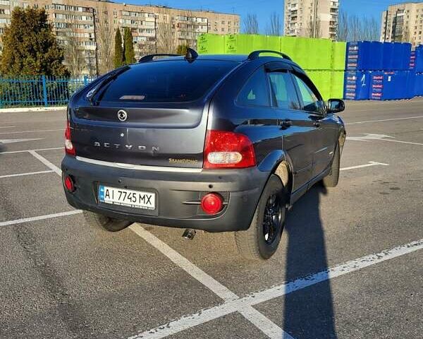 Серый Cанг Йонг Актион, объемом двигателя 2 л и пробегом 180 тыс. км за 5200 $, фото 22 на Automoto.ua