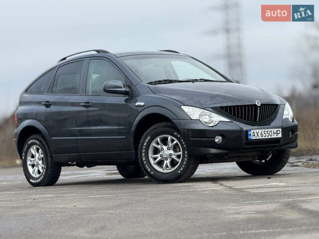 Серый Cанг Йонг Актион, объемом двигателя 2 л и пробегом 155 тыс. км за 5950 $, фото 2 на Automoto.ua