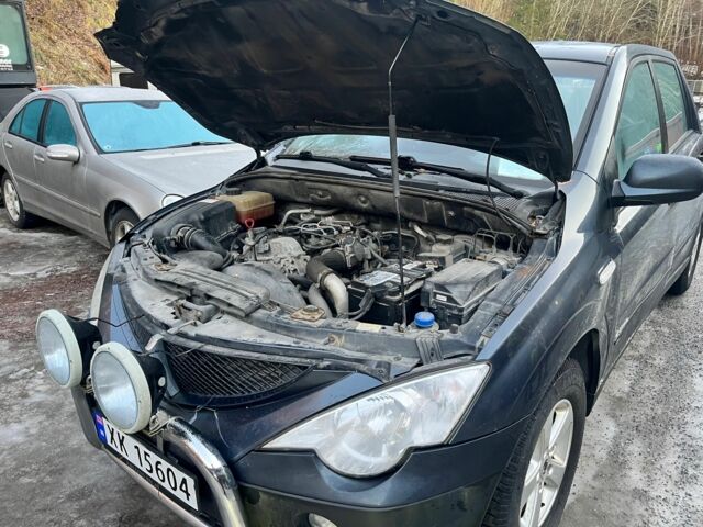 Синий Cанг Йонг Актион, объемом двигателя 2 л и пробегом 230 тыс. км за 4368 $, фото 5 на Automoto.ua