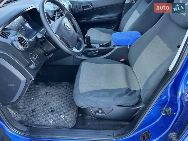 Синий Cанг Йонг Актион, объемом двигателя 2 л и пробегом 170 тыс. км за 5650 $, фото 14 на Automoto.ua