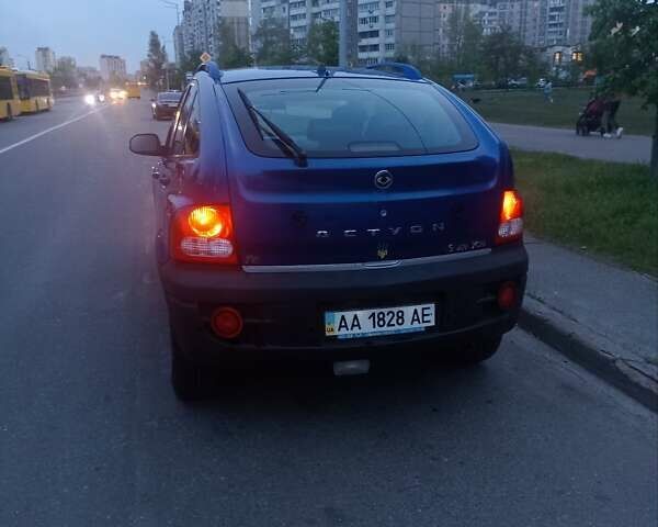 Синий Cанг Йонг Актион, объемом двигателя 2 л и пробегом 216 тыс. км за 5400 $, фото 4 на Automoto.ua