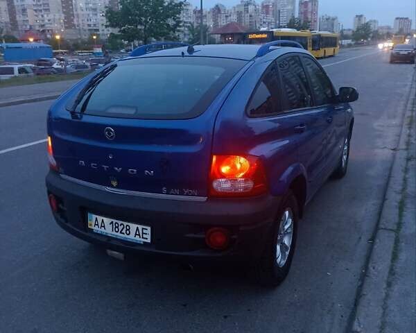 Синий Cанг Йонг Актион, объемом двигателя 2 л и пробегом 216 тыс. км за 5400 $, фото 3 на Automoto.ua