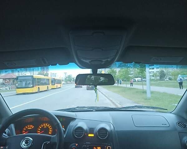 Синий Cанг Йонг Актион, объемом двигателя 2 л и пробегом 216 тыс. км за 5400 $, фото 16 на Automoto.ua