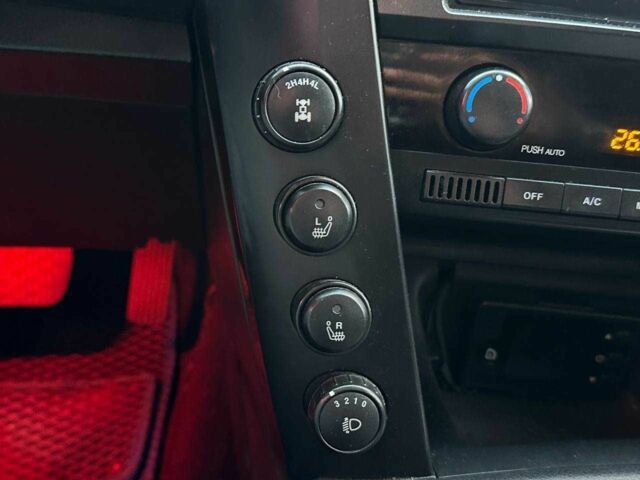 Cанг Йонг Actyon 2008 у Києві на Automoto.ua Синій Cанг Йонг Actyon, об'ємом двигуна 0 л та пробігом 207 тис. км за 6990 $, фото 17 на Automoto.ua