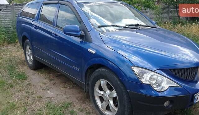 Синий Cанг Йонг Актион, объемом двигателя 2 л и пробегом 202 тыс. км за 7500 $, фото 2 на Automoto.ua