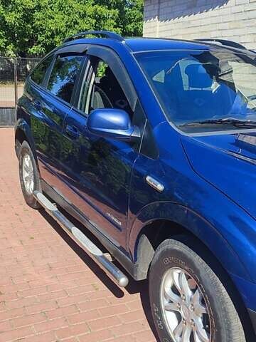 Синий Cанг Йонг Актион, объемом двигателя 2 л и пробегом 291 тыс. км за 8000 $, фото 1 на Automoto.ua