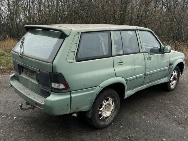 Зеленый Cанг Йонг Другая, объемом двигателя 2.4 л и пробегом 200 тыс. км за 1419 $, фото 1 на Automoto.ua