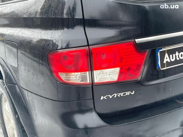 Черный Cанг Йонг Кирон Делюкс, объемом двигателя 2 л и пробегом 285 тыс. км за 4490 $, фото 10 на Automoto.ua
