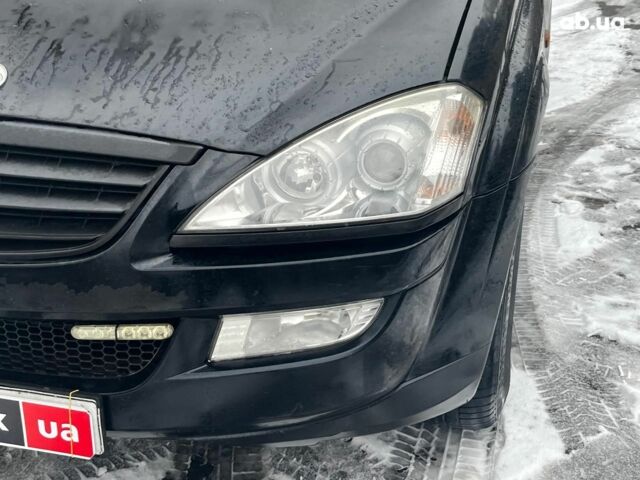 Черный Cанг Йонг Кирон Делюкс, объемом двигателя 2 л и пробегом 285 тыс. км за 4490 $, фото 3 на Automoto.ua