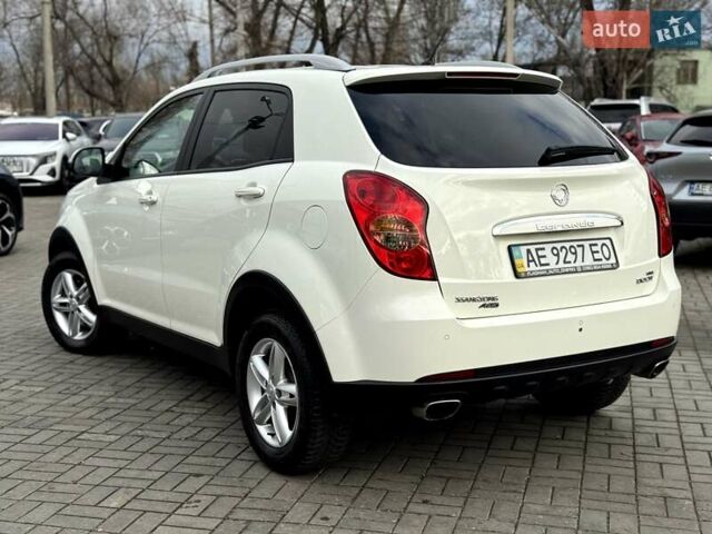Білий Cанг Йонг Korando, об'ємом двигуна 2 л та пробігом 62 тис. км за 10999 $, фото 7 на Automoto.ua