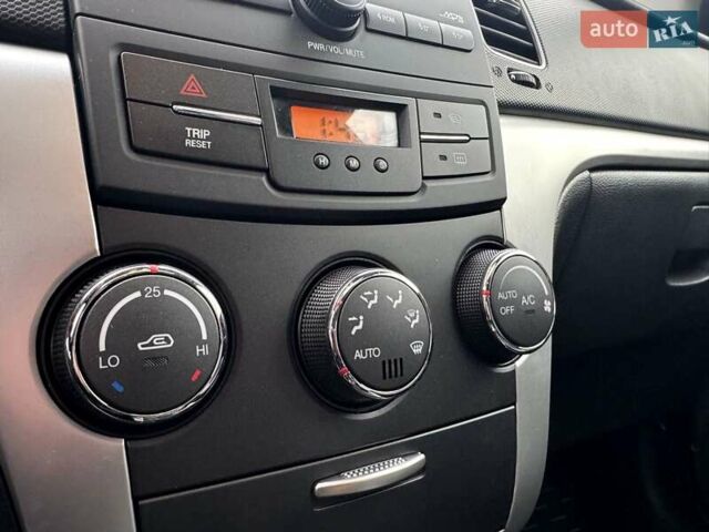 Білий Cанг Йонг Korando, об'ємом двигуна 2 л та пробігом 62 тис. км за 10999 $, фото 23 на Automoto.ua