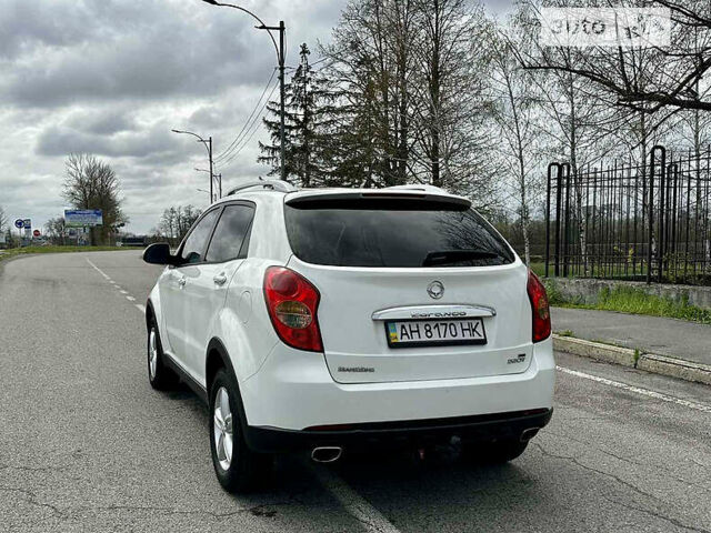 Білий Cанг Йонг Korando, об'ємом двигуна 2 л та пробігом 197 тис. км за 7999 $, фото 2 на Automoto.ua