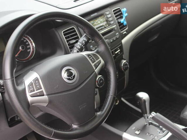 Білий Cанг Йонг Korando, об'ємом двигуна 2 л та пробігом 62 тис. км за 11700 $, фото 14 на Automoto.ua