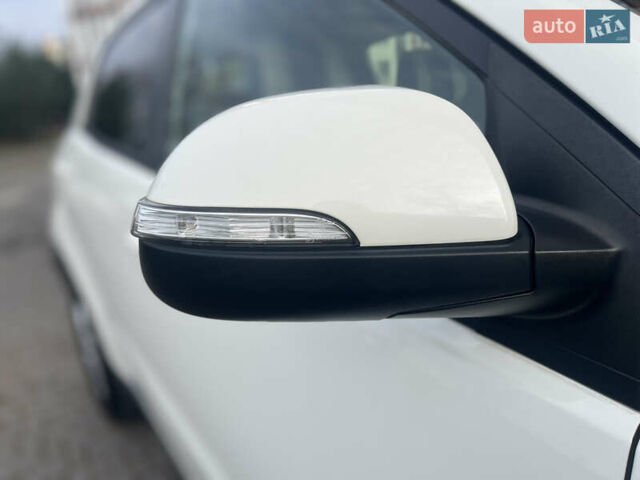 Белый Cанг Йонг Корандо, объемом двигателя 2 л и пробегом 220 тыс. км за 8400 $, фото 20 на Automoto.ua