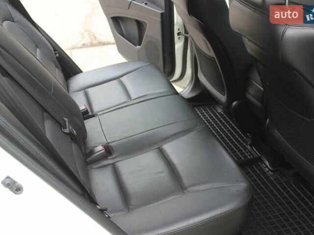 Білий Cанг Йонг Korando, об'ємом двигуна 2 л та пробігом 62 тис. км за 11700 $, фото 18 на Automoto.ua