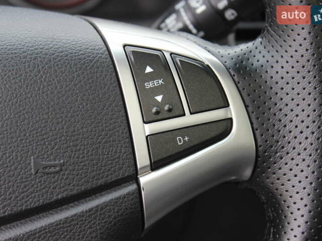 Білий Cанг Йонг Korando, об'ємом двигуна 2 л та пробігом 62 тис. км за 10999 $, фото 29 на Automoto.ua