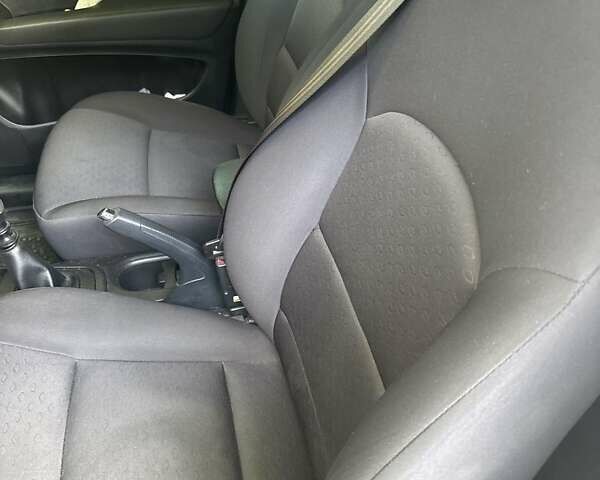 Білий Cанг Йонг Korando, об'ємом двигуна 2 л та пробігом 130 тис. км за 7800 $, фото 8 на Automoto.ua