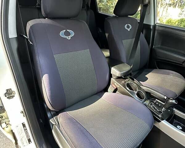 Белый Cанг Йонг Корандо, объемом двигателя 2 л и пробегом 111 тыс. км за 9300 $, фото 34 на Automoto.ua