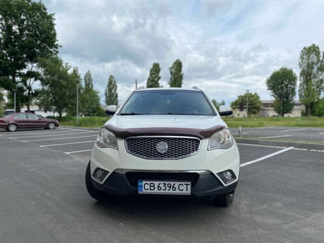 Білий Cанг Йонг Korando, об'ємом двигуна 0 л та пробігом 229 тис. км за 9500 $, фото 3 на Automoto.ua