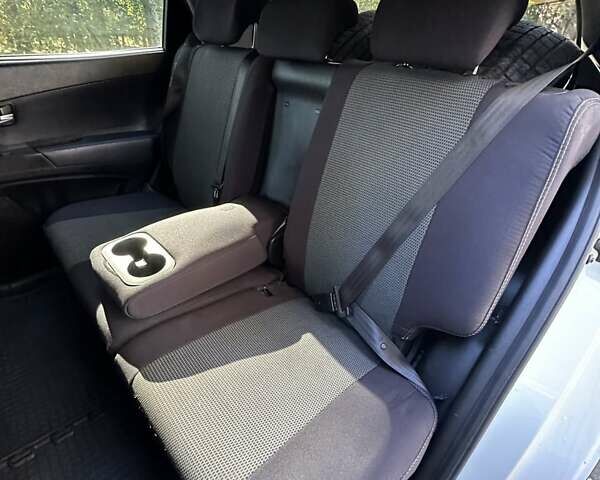 Белый Cанг Йонг Корандо, объемом двигателя 2 л и пробегом 111 тыс. км за 9300 $, фото 14 на Automoto.ua