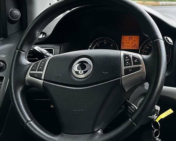 Білий Cанг Йонг Korando, об'ємом двигуна 2 л та пробігом 111 тис. км за 9300 $, фото 22 на Automoto.ua