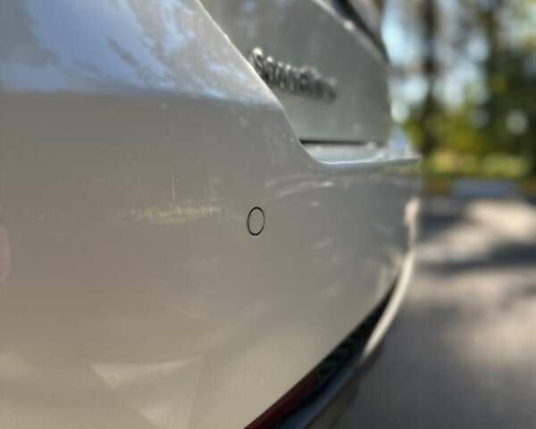 Белый Cанг Йонг Корандо, объемом двигателя 2 л и пробегом 111 тыс. км за 9300 $, фото 10 на Automoto.ua