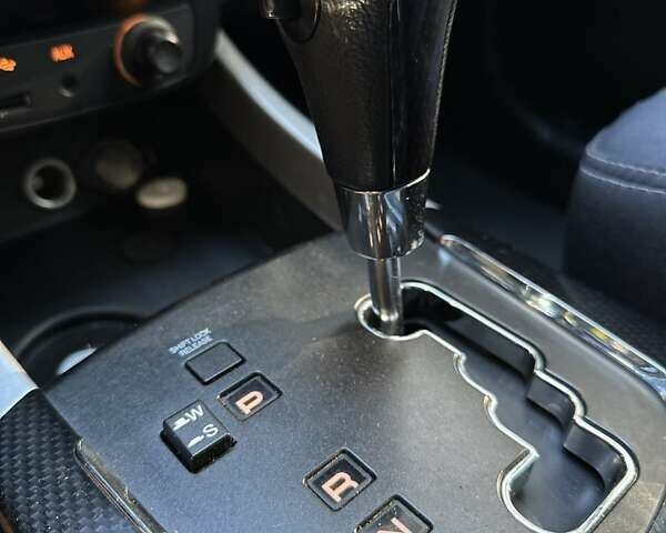 Белый Cанг Йонг Корандо, объемом двигателя 2 л и пробегом 111 тыс. км за 9300 $, фото 19 на Automoto.ua