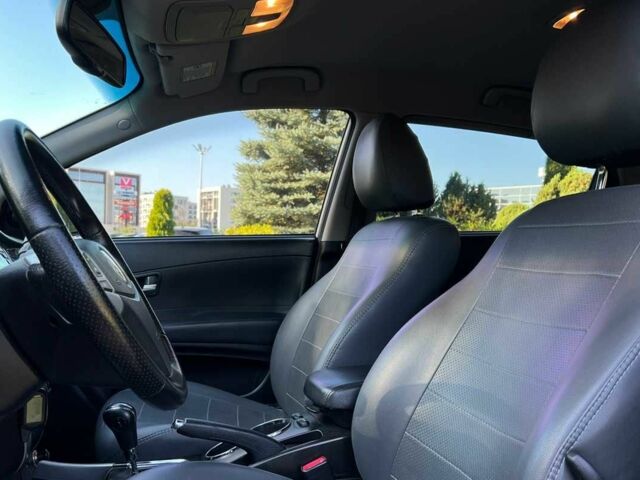 Белый Cанг Йонг Корандо, объемом двигателя 2.3 л и пробегом 155 тыс. км за 9800 $, фото 8 на Automoto.ua