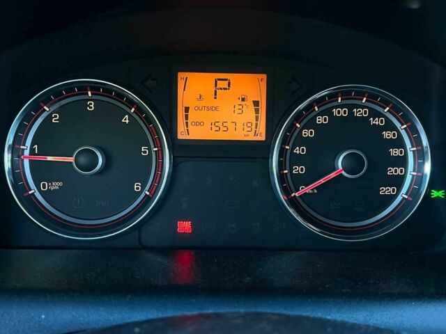 Белый Cанг Йонг Корандо, объемом двигателя 2.3 л и пробегом 155 тыс. км за 9800 $, фото 12 на Automoto.ua