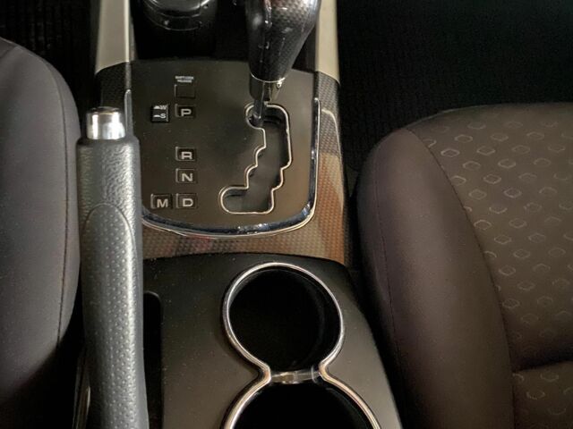 Белый Cанг Йонг Корандо, объемом двигателя 2 л и пробегом 229 тыс. км за 7400 $, фото 6 на Automoto.ua