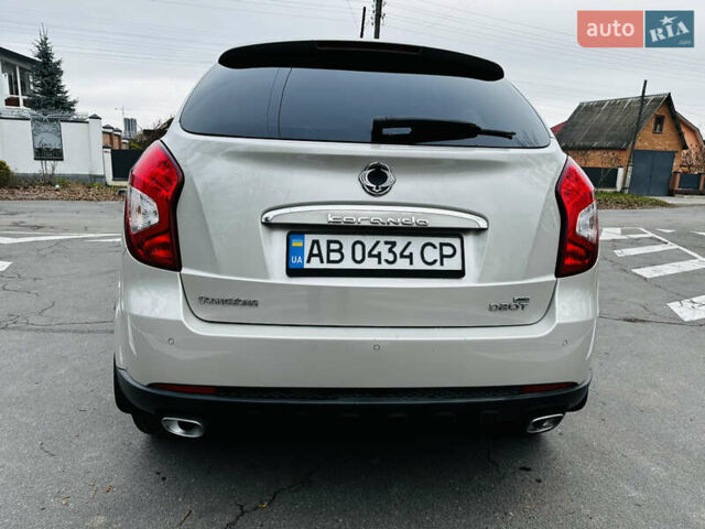 Білий Cанг Йонг Korando, об'ємом двигуна 2 л та пробігом 83 тис. км за 9800 $, фото 9 на Automoto.ua