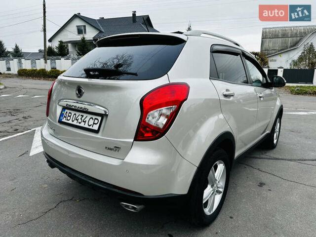 Білий Cанг Йонг Korando, об'ємом двигуна 2 л та пробігом 83 тис. км за 9800 $, фото 8 на Automoto.ua