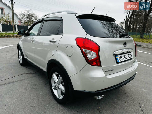Білий Cанг Йонг Korando, об'ємом двигуна 2 л та пробігом 83 тис. км за 9800 $, фото 10 на Automoto.ua