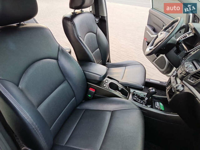 Білий Cанг Йонг Korando, об'ємом двигуна 2.2 л та пробігом 162 тис. км за 14400 $, фото 30 на Automoto.ua