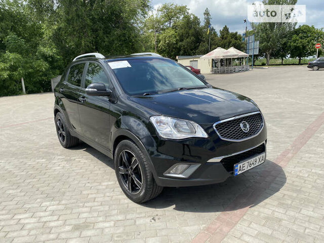 Чорний Cанг Йонг Korando, об'ємом двигуна 2 л та пробігом 190 тис. км за 8499 $, фото 11 на Automoto.ua