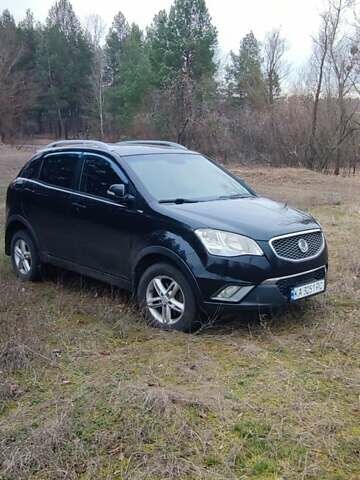 Чорний Cанг Йонг Korando, об'ємом двигуна 2 л та пробігом 216 тис. км за 7995 $, фото 7 на Automoto.ua